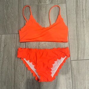 Women’s bathing suit